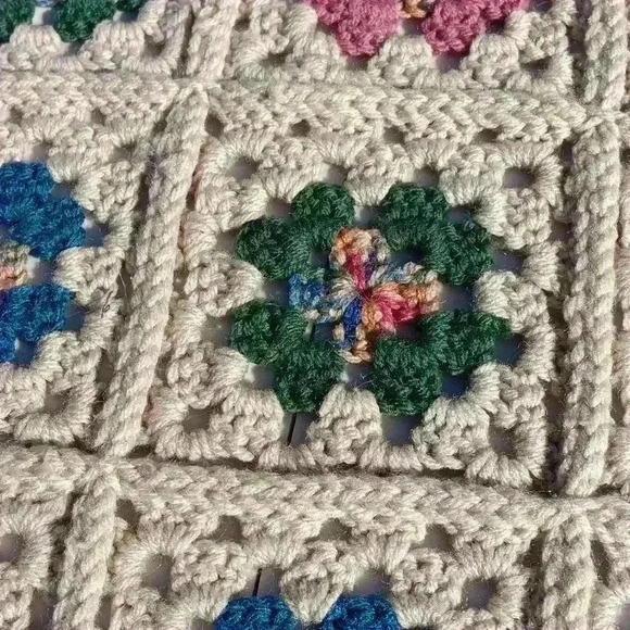 Granny square crochet blanket, couch cover lap blanket hand sewn natural and col - Picture 2 of 4